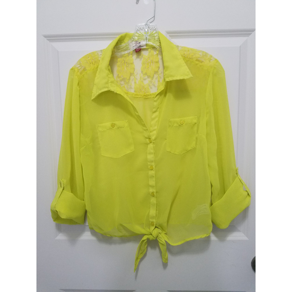 l.e.i Sheer Yellow Roll Up Sleeves Button Tie Down Lace Back Sz L Junior's Tops - Picture 1 of 10
